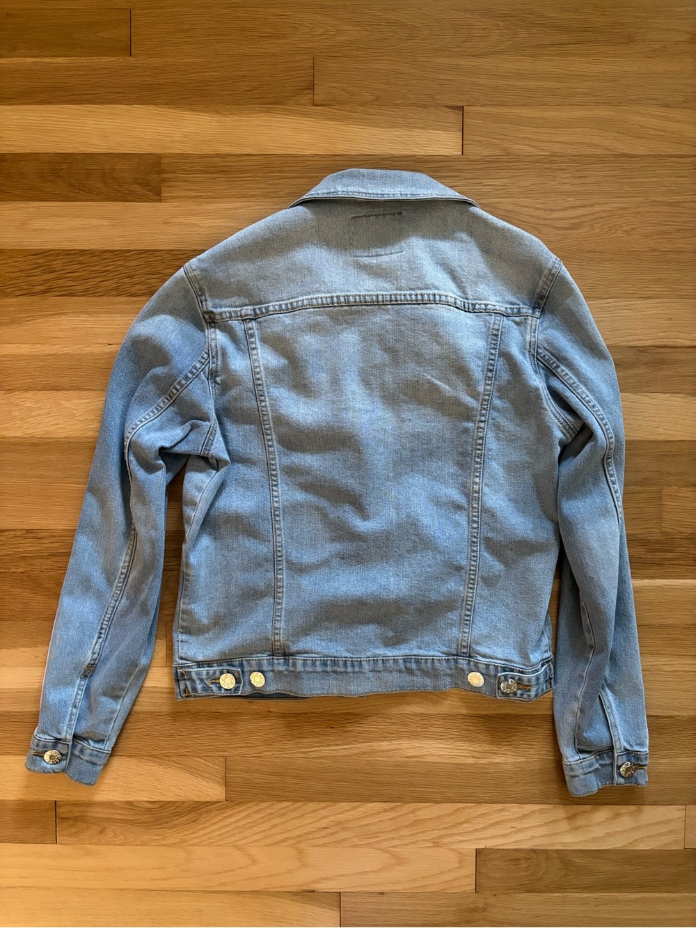 GUESS - Light Blue Denim Jacket with Branded Sleeve Stripes - y2k - S - Picture 2 of 10